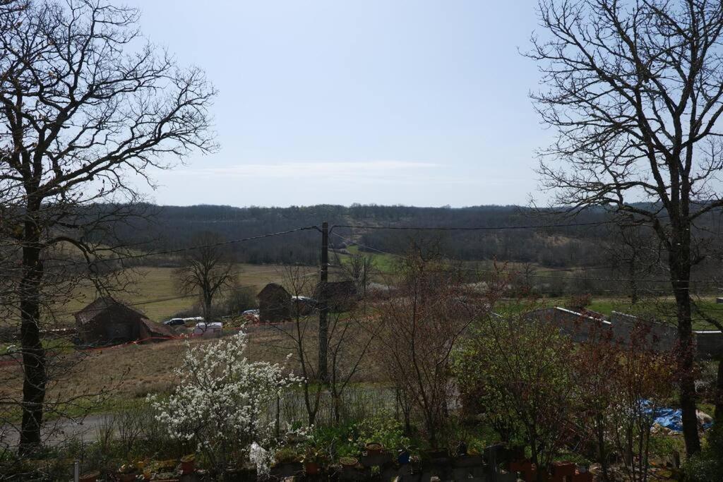 Maison Au Calme Sur Le Causse Correzien, Entre Quercy Et Perigord Villa Saint-Cernin-de-Larche Esterno foto