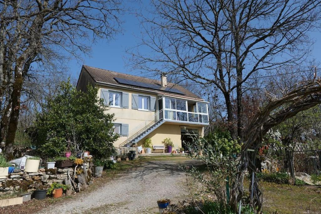 Maison Au Calme Sur Le Causse Correzien, Entre Quercy Et Perigord Villa Saint-Cernin-de-Larche Esterno foto