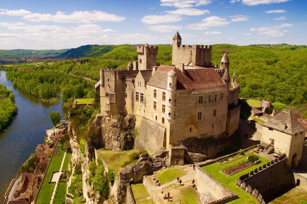 Maison Au Calme Sur Le Causse Correzien, Entre Quercy Et Perigord Villa Saint-Cernin-de-Larche Esterno foto