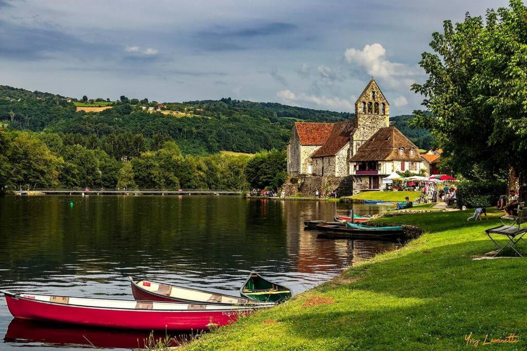 Maison Au Calme Sur Le Causse Correzien, Entre Quercy Et Perigord Villa Saint-Cernin-de-Larche Esterno foto