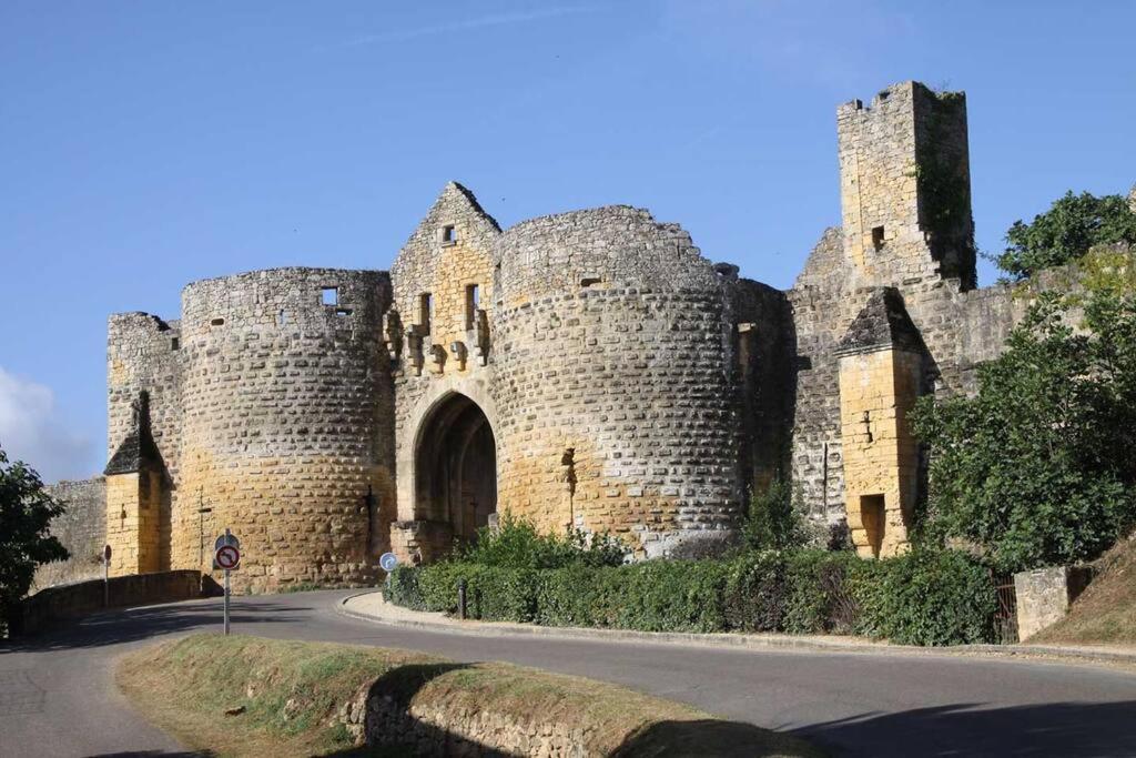 Maison Au Calme Sur Le Causse Correzien, Entre Quercy Et Perigord Villa Saint-Cernin-de-Larche Esterno foto