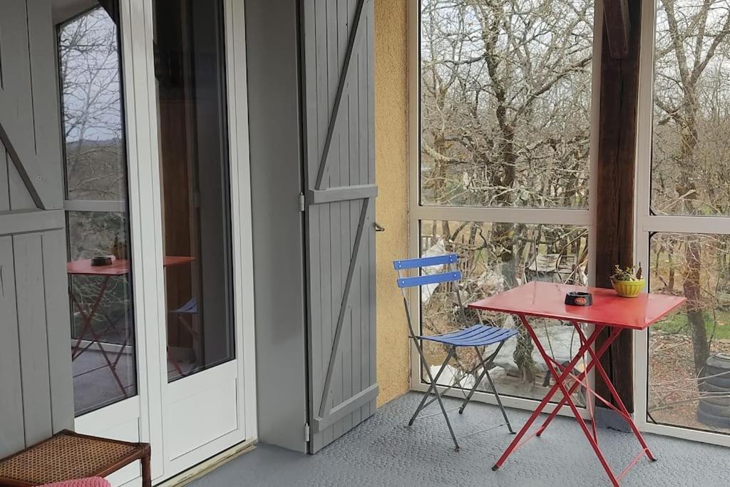 Maison Au Calme Sur Le Causse Correzien, Entre Quercy Et Perigord Villa Saint-Cernin-de-Larche Esterno foto